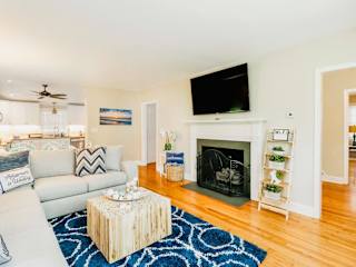 Home on Sunset: Warm, Relaxed, Family Ready