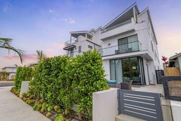Property Image 100