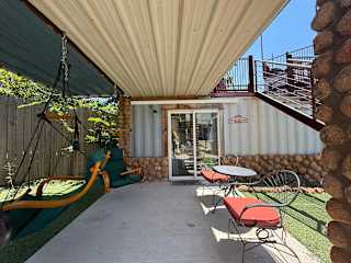 Knees in the breeze – Sleeps 4