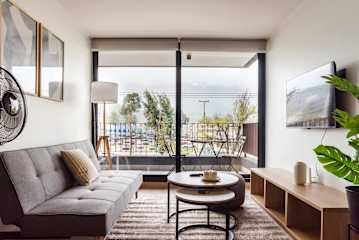 Elegant 2BR Retreat for 5 in Vibrant Las Condes