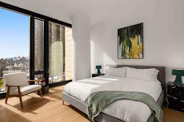 Photo #4 of Embassy I | 21st floor 2BR w/ Doorman, Gym, Pool Photo #4 of Embassy I | 21st floor 2BR w/ Doorman, Gym, Pool