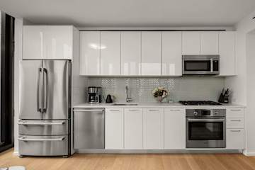 Photo #5 of Embassy I | 21st floor 2BR w/ Doorman, Gym, Pool Photo #5 of Embassy I | 21st floor 2BR w/ Doorman, Gym, Pool