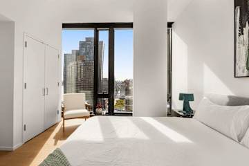 Photo #13 of Embassy I | 21st floor 2BR w/ Doorman, Gym, Pool Photo #13 of Embassy I | 21st floor 2BR w/ Doorman, Gym, Pool