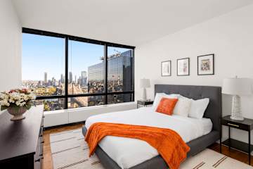 Photo #10 of Skyline IV | 38th-floor 3BR w/Doorman, Gym, and Pool