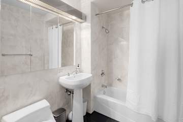 Photo #17 of Skyline IV | 38th-floor 3BR w/Doorman, Gym, and Pool