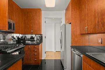 Photo #18 of Skyline IV | 38th-floor 3BR w/Doorman, Gym, and Pool