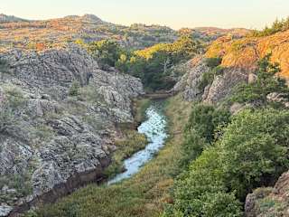 Cozy Medicine Pk Hideaway Hot Tub & Festivals  BZ