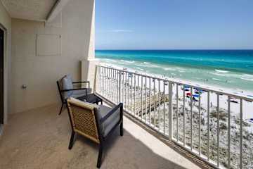 Gulf Side 602 Pet friendly gulf front condo