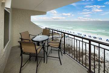 Island Echos 5M Gulf front condo