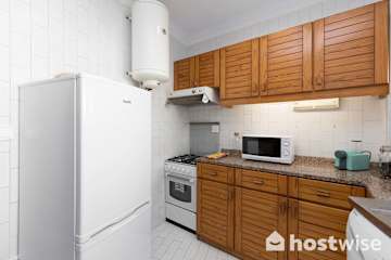 2 Comfy Bright Flats w/ Netflix by Host Wise photo 5