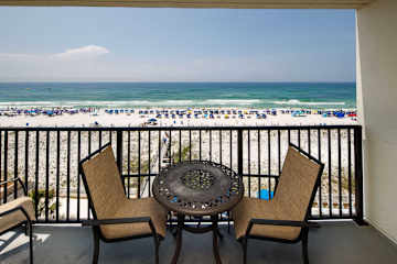Sea Oats 605 Gulf front condo
