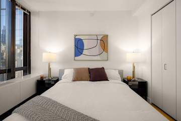 Photo #14 of Skyline V | 26th-floor 3BR w/Doorman, Gym, and Pool