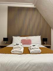 The Silver How - Room 8