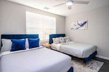 Bedroom 3- Two Full beds
