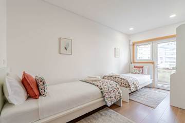 Bright & Cozy Apartment by HostWise photo 5