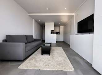 Estudio con vistas en Sierra Nevada Zona Baja - image 2