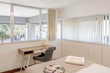 Bom Sucesso Executive Suite 1 by HostWise photo 5