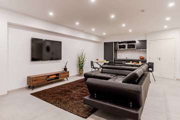 Bom Sucesso Executive Suite 8 by HostWise photo 3