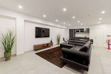 Bom Sucesso Executive Suite 9 by HostWise photo 2