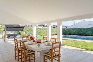 Ma-la Beach House by HostWise photo 5