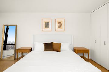 Photo #9 of River Villa | 17th-floor 4BR w/Doorman, Gym, Pool