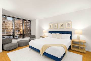 Photo #6 of River Villa | 17th-floor 4BR w/Doorman, Gym, Pool