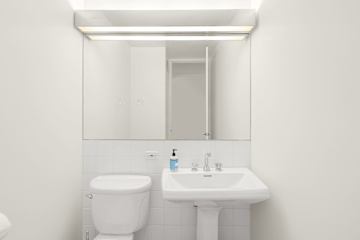 Photo #15 of River Villa | 17th-floor 4BR w/Doorman, Gym, Pool