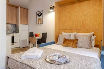 Studio with Private Terrace by HostWise photo 3