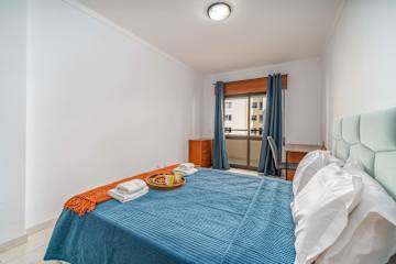 Balcony Beach Apartment in Portimao by HostWise photo 4