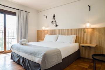 Bright Apartment on Emilio Vaisse 1BR 1BA for Four