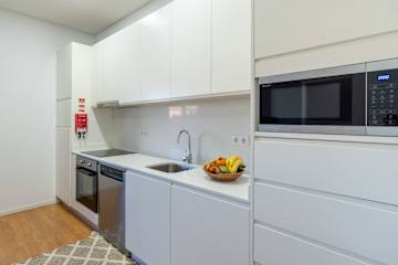 Colorful & Cozy Apartment by HostWise photo 5