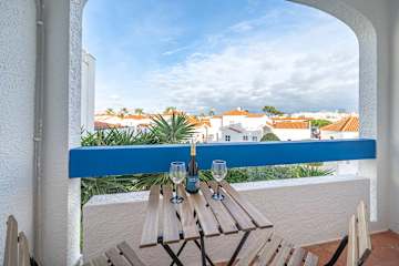 Sunlit Balcony & Open Space Flat by HostWise photo 3