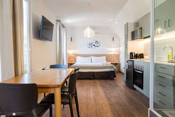 Urban Pulse Studio in Salvador Near Metro for 2