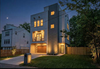 East Nash•3mi to DT•Rooftop•Hot Tub•Walk 2 Bars