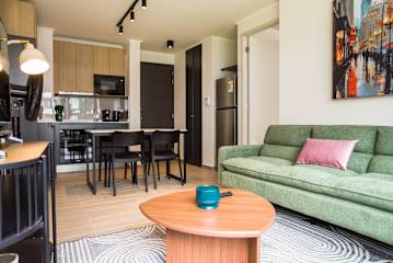 2BR Retreat Experience Providencia's Heart