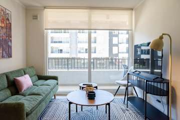 Providencia Gem 2BR Apt, Pool & Views