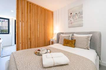 Charming & Cozy Flat with Terrace by HostWise photo 3
