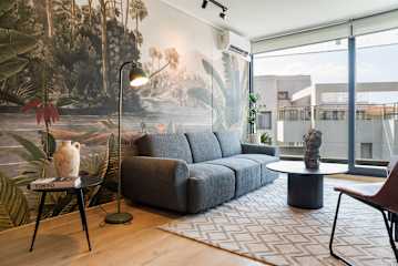 Las Condes 2BR Apt Pool & Views for 5