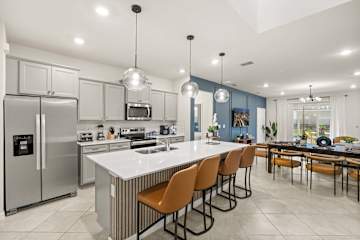 Spacious Clermont Villa, Sleeps 16, Pool & More