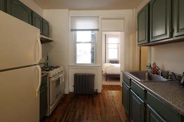 Photo #9 of Williamsburg Gardens | Classic 3BR Townhouse w/Private Yard