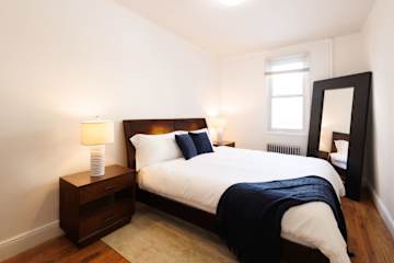 Photo #14 of Williamsburg Gardens | Classic 3BR Townhouse w/Private Yard