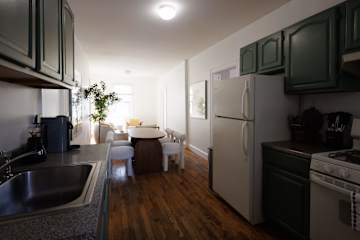 Photo #8 of Williamsburg Gardens | Classic 3BR Townhouse w/Private Yard