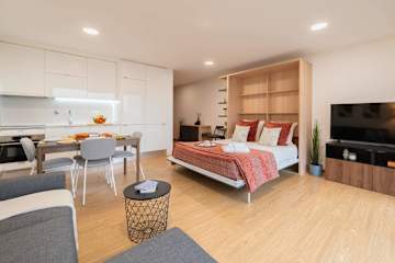 Modern Open-Plan Studio with Garage by HostWise