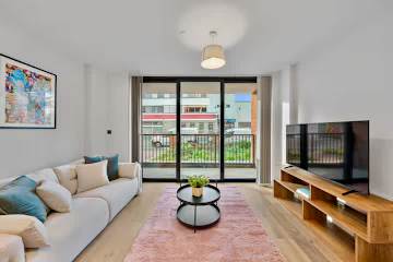 Stylish 1 Bed Apartment photo 2