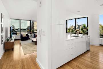 Photo #18 of Sutton Landing | 17th-floor 2BR w/Doorman, Gym, and Pool