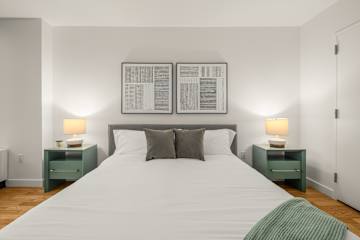 Photo #10 of Skyline VI | 12th-floor 3BR w/Doorman, Gym, and Pool