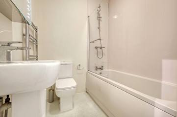 The Cedar at Redwood Court photo 6