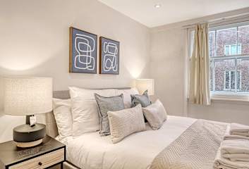 The Oak at Redwood Court photo 6