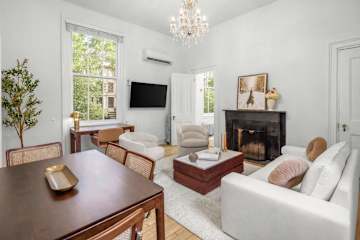 Preview for Washington V | Charming Gold Coast 1BR Loft by Haus