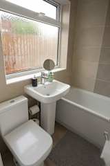 Spacious Coventry House: WiFi, Parking, Great for Groups